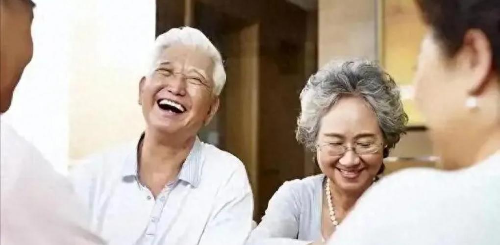 医生发现：能活到90岁的老人，基本在65岁，就已经不做这4件事了