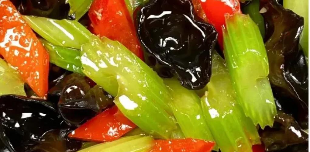 “春季不排毒，一年身体堵”！清明前后，多吃4种天然“排毒菜”