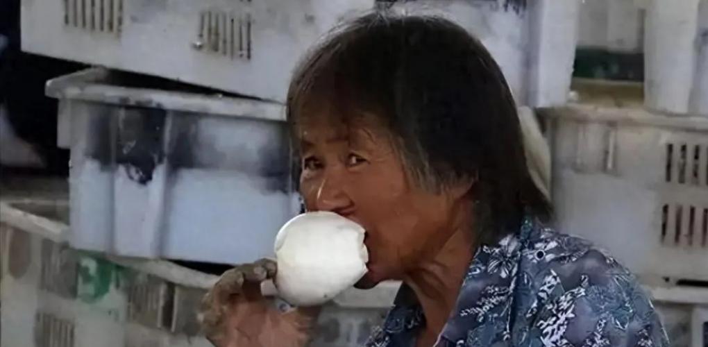 研究发现：若每天早餐都是馒头，不出半年，身体或出现这4变化